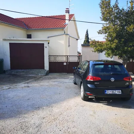 With Parking Space Brodarica, - 16470 * Šibenik