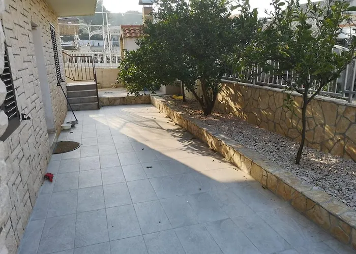 With Parking Space Brodarica, - 16470 דירה
