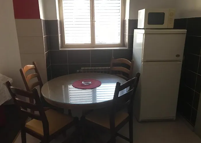 דירה With Parking Space Brodarica, - 16470 *